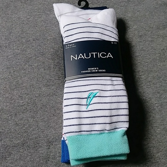 🌻Nautica🌻 woman crew socks❤ - Picture 1 of 6